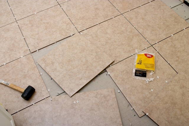 Tiling Elm Park, RM12